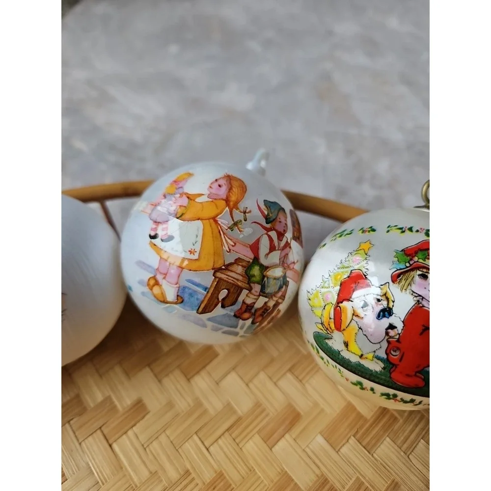 Vintage Christmas Ornaments Satin Silk Ball Wrapped Lot of 4 Random Designs